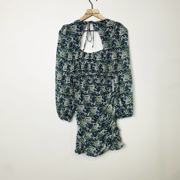 ASTR The Label NWOT Smocked Waist Ruched Dress Blue Green Floral Size Medium - Picture 6 of 9